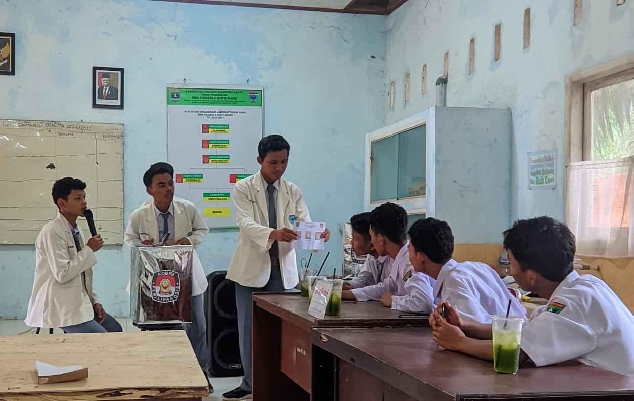 PESTA DEMOKRASI PEMILIHAN KETUA DAN WAKIL KETUA OSIS